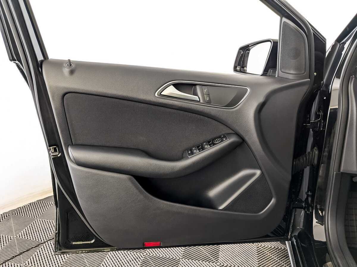 Mercedes-Benz B-Класс 180, 2014 Фото №15