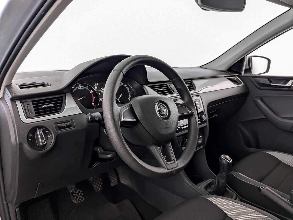 Skoda Rapid, 2018 Фото №14