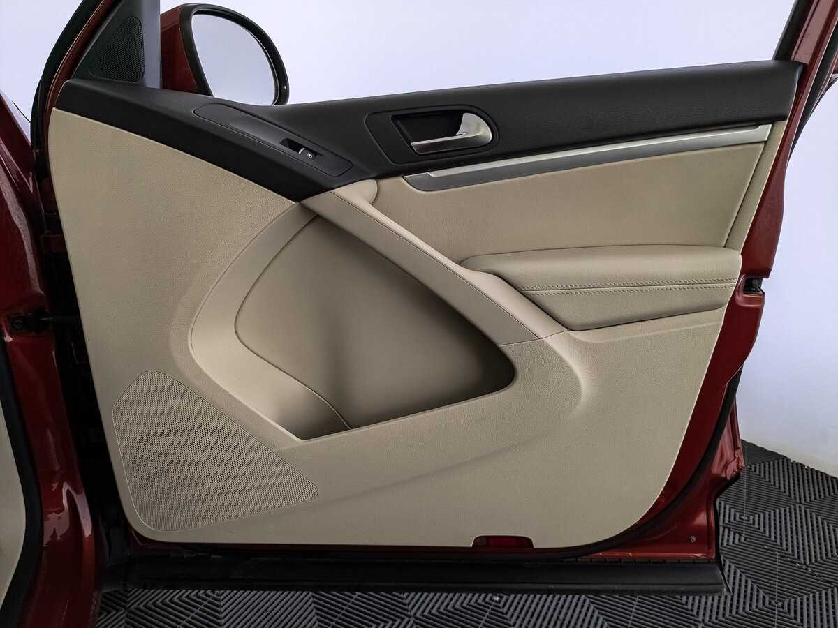 Volkswagen Tiguan, 2014 Фото №21