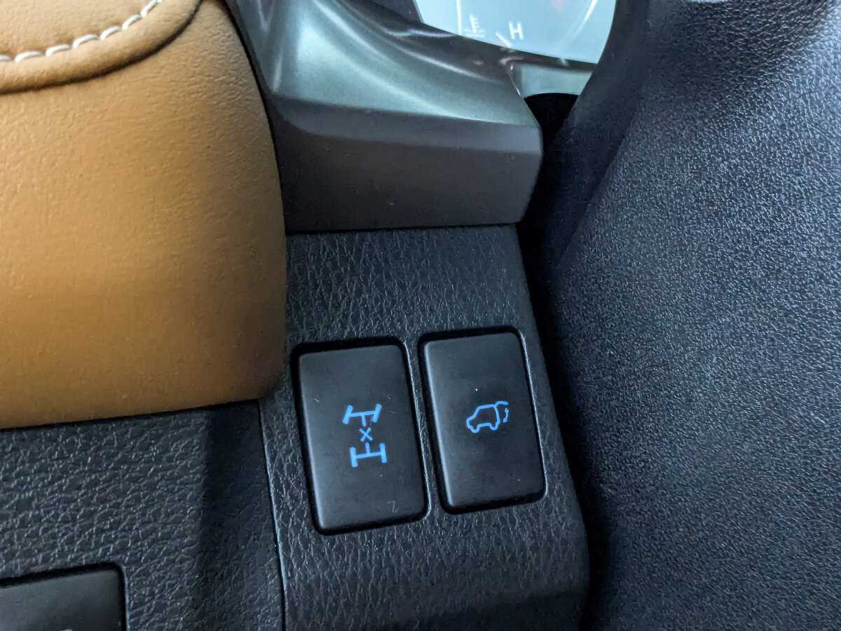 Toyota RAV4, 2017 Фото №26