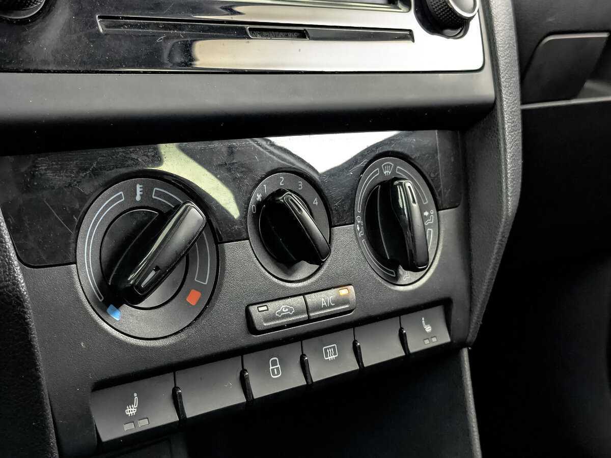 Skoda Rapid, 2019 Фото №17