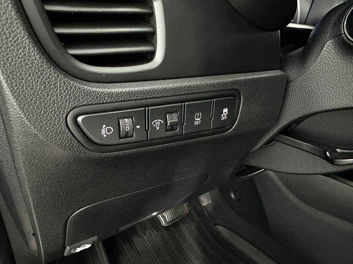 Kia Rio, 2019 Фото №13