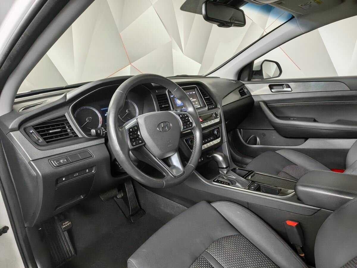 Hyundai Sonata, 2018 Фото №14