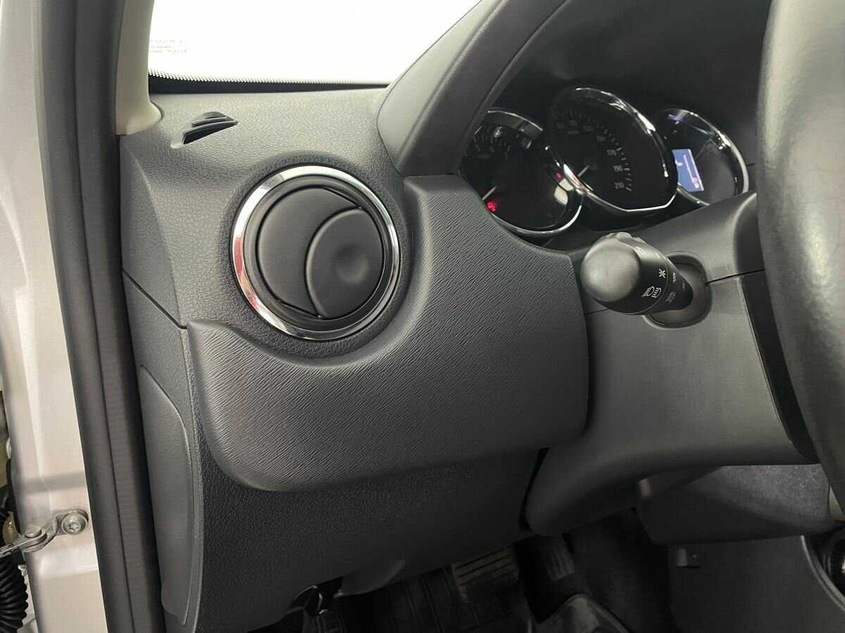 Nissan Terrano, 2018 Фото №9