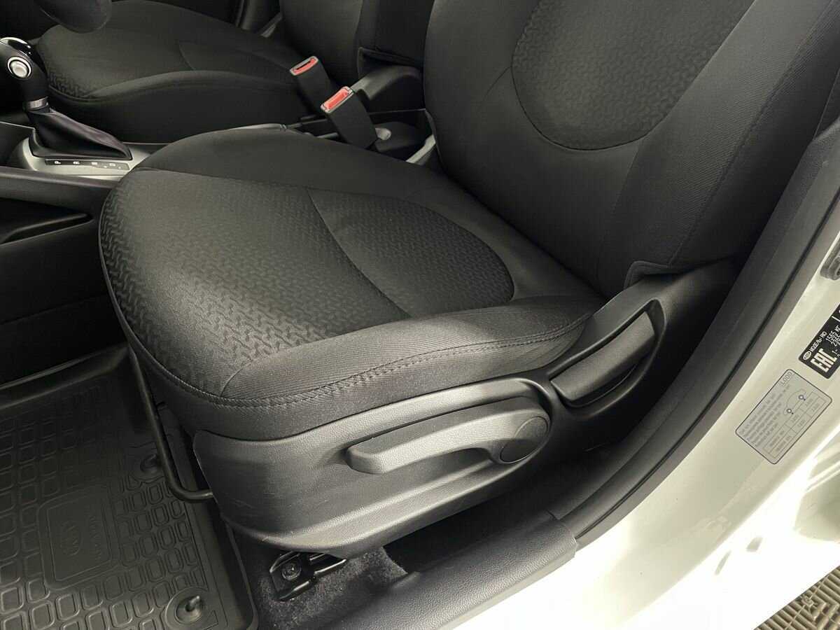 Kia Rio, 2016 Фото №9