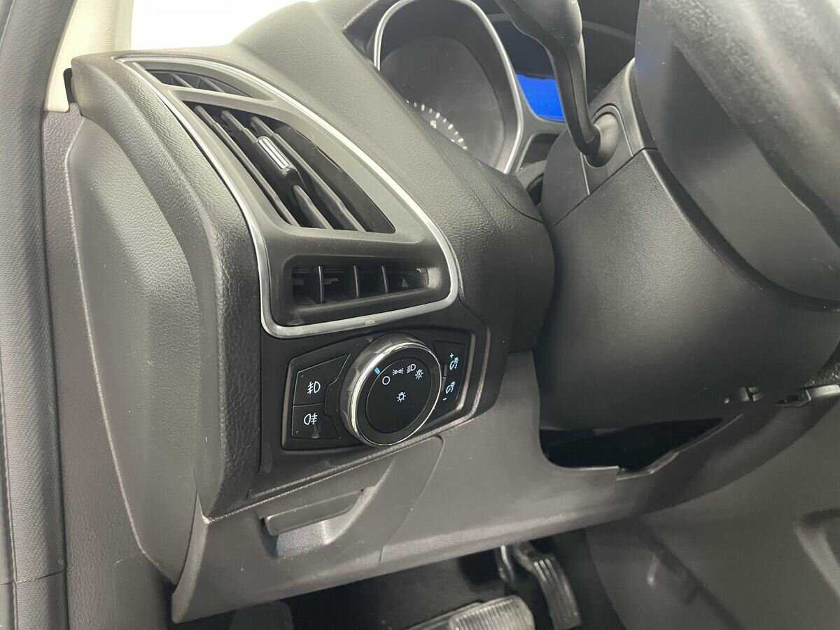 Ford Focus, 2013 Фото №9