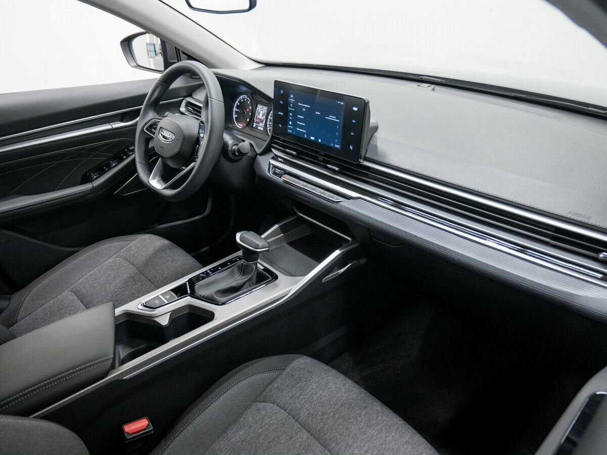 Geely Emgrand, 2023 - 3 289 км. | Фото №7