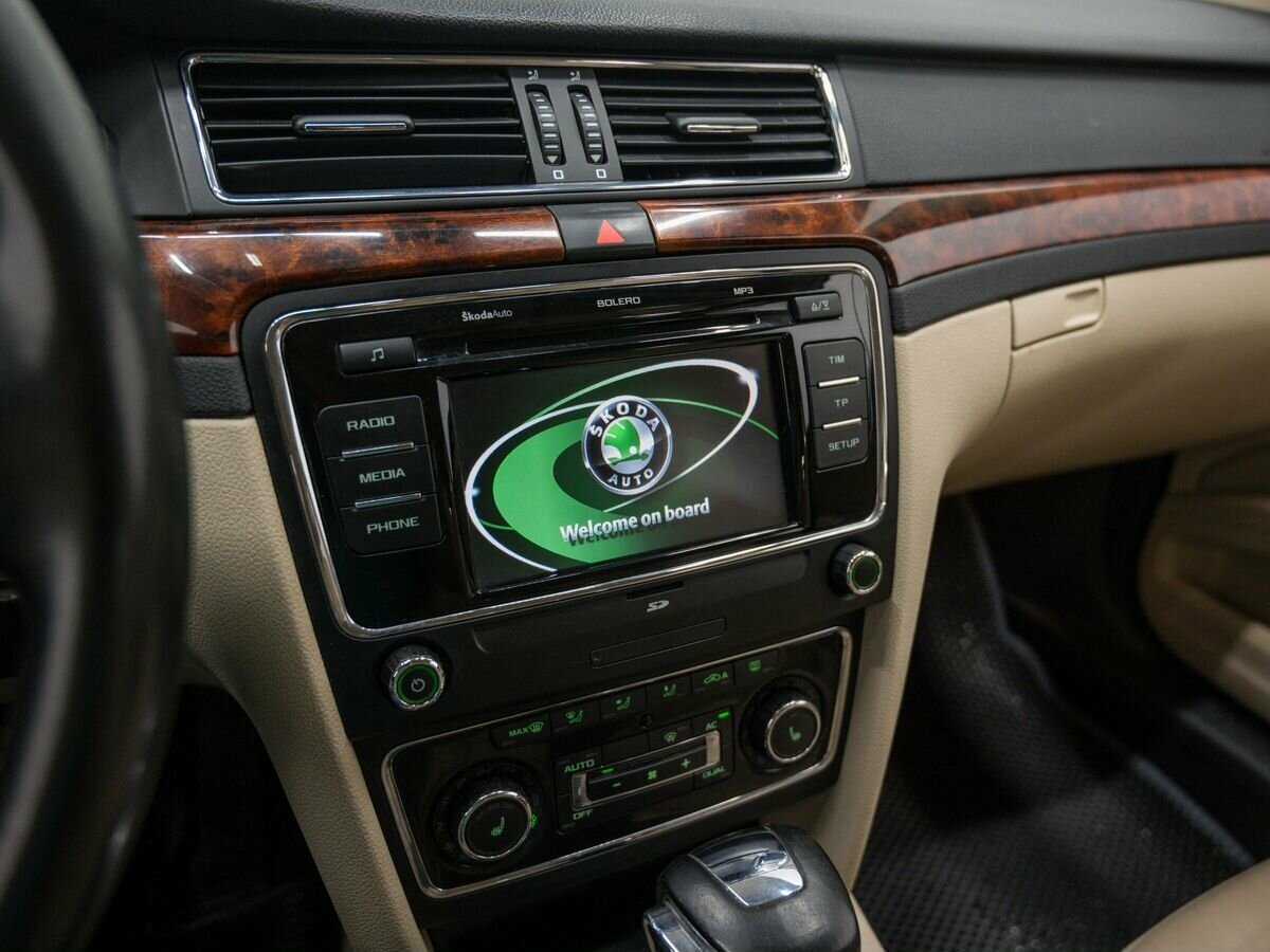 Skoda Superb, 2012 Фото №20