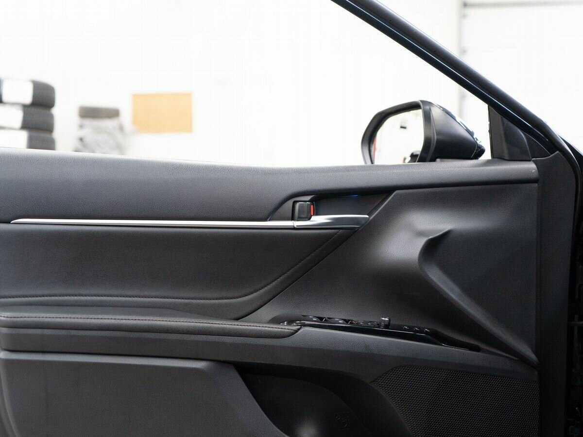 Toyota Camry, 2018 Фото №16
