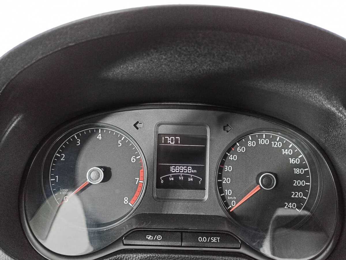 Volkswagen Polo, 2017 Фото №11