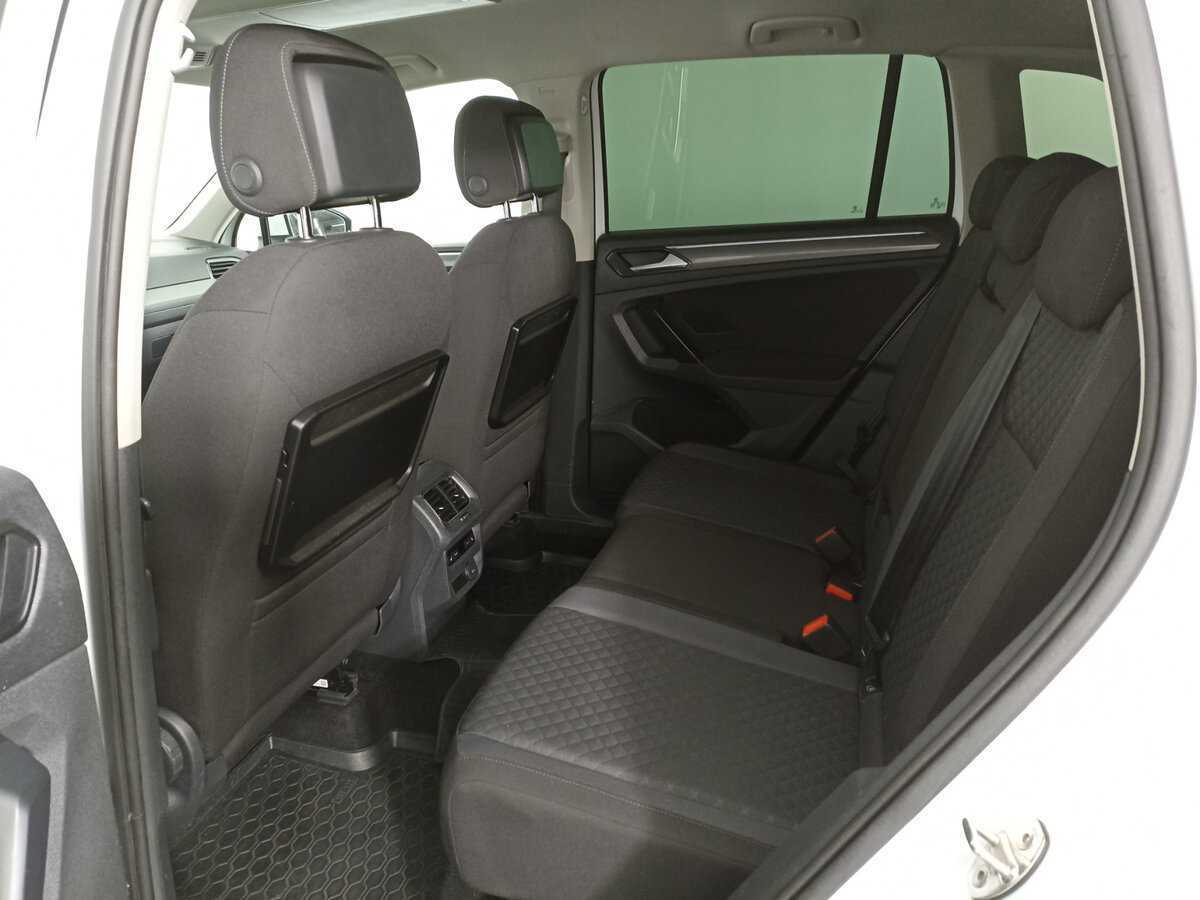 Volkswagen Tiguan, 2017 Фото №10