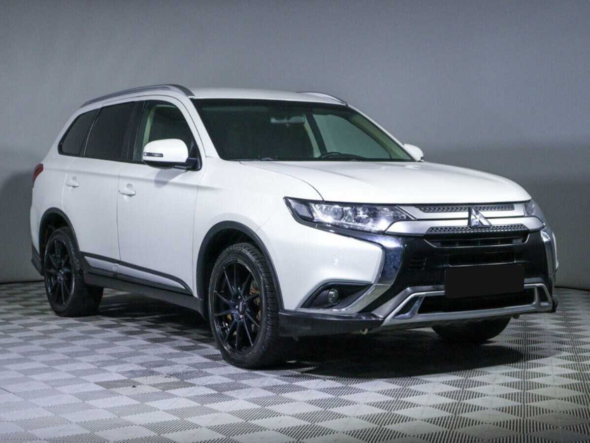 Mitsubishi Outlander, 2019 - 49 800 км. | Фото №3