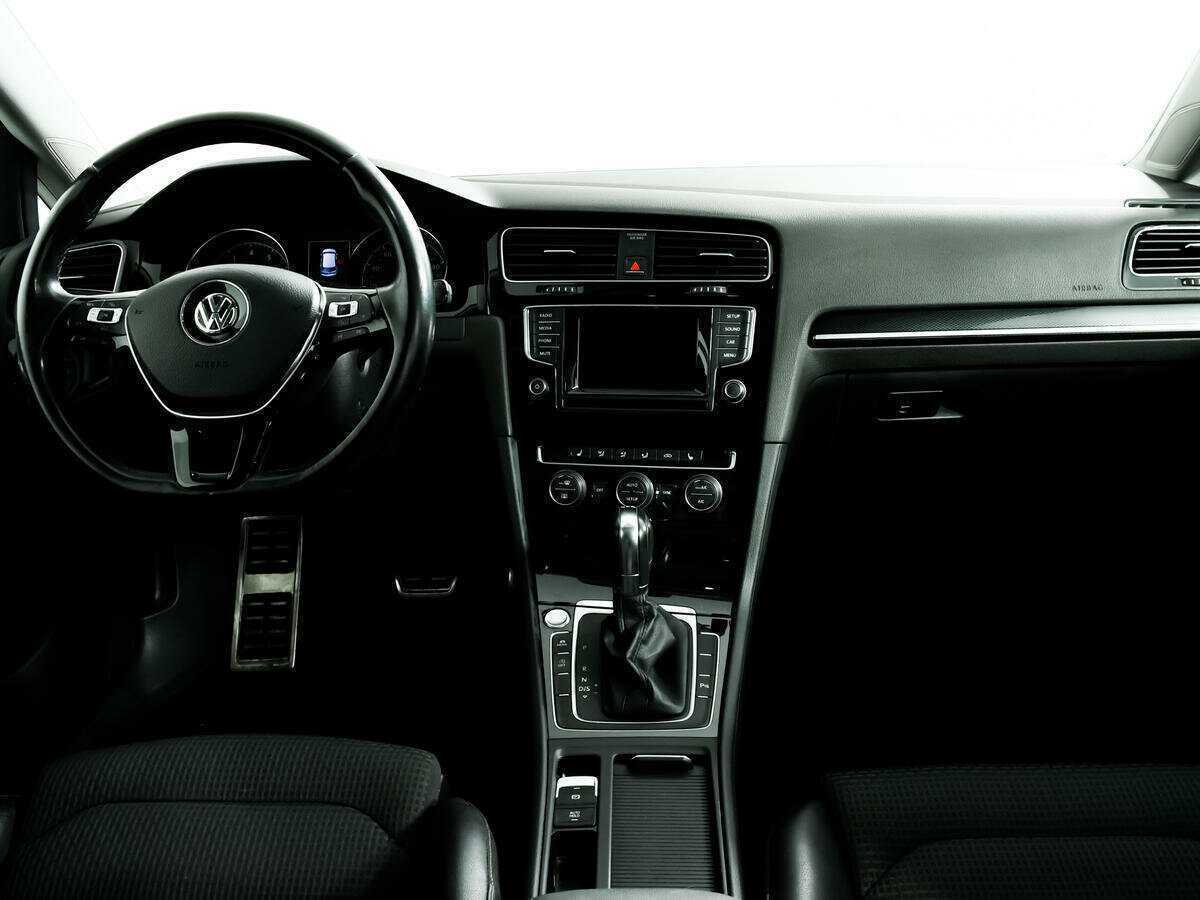 Volkswagen Golf, 2013 Фото №11
