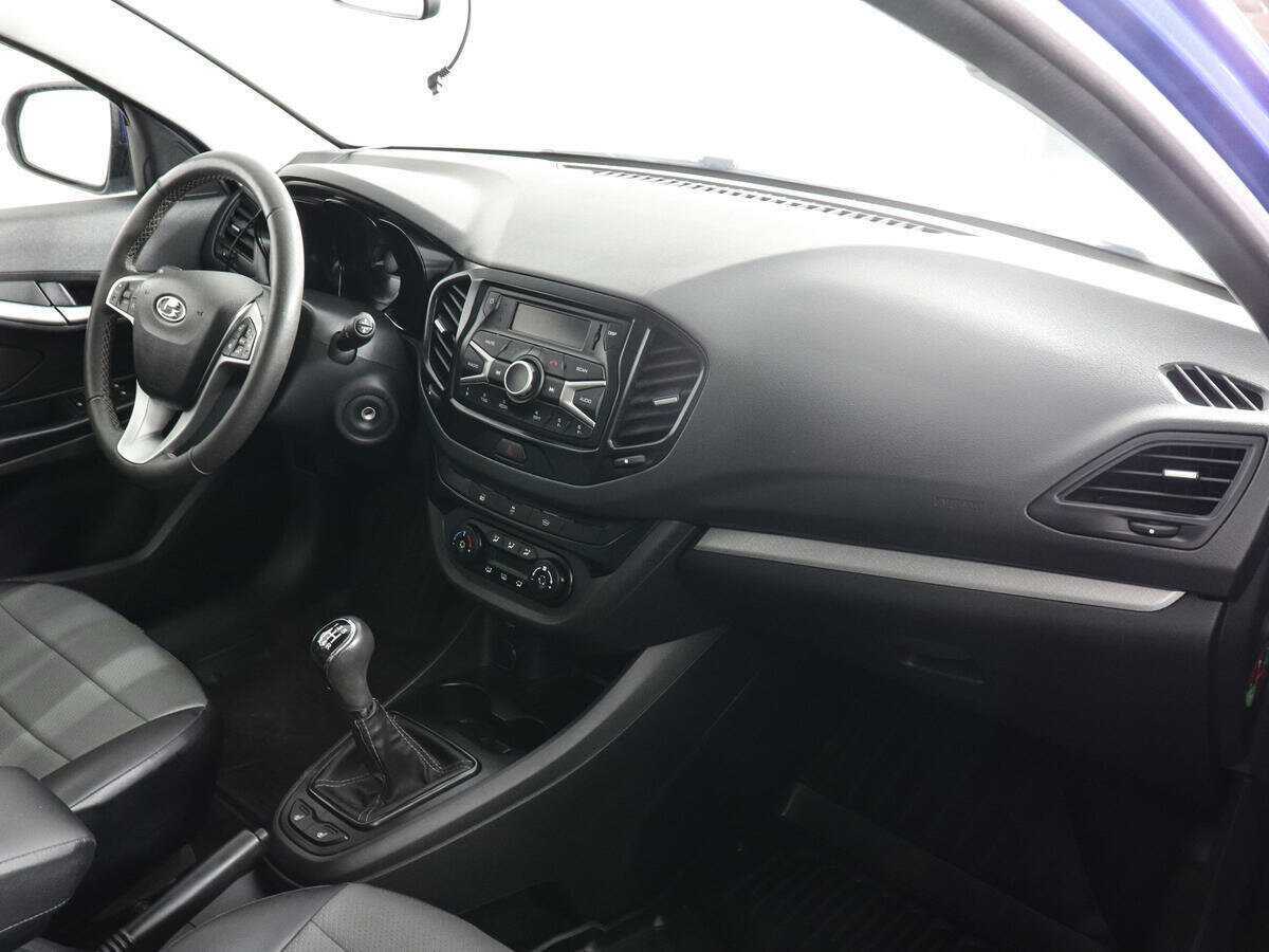 Lada (ВАЗ) Vesta SW, 2021 Фото №10