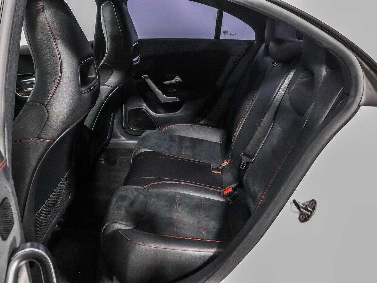 Mercedes-Benz CLA 200, 2019 Фото №12
