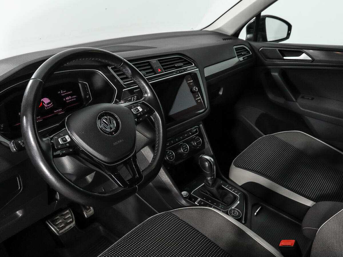 Volkswagen Tiguan, 2019 Фото №9