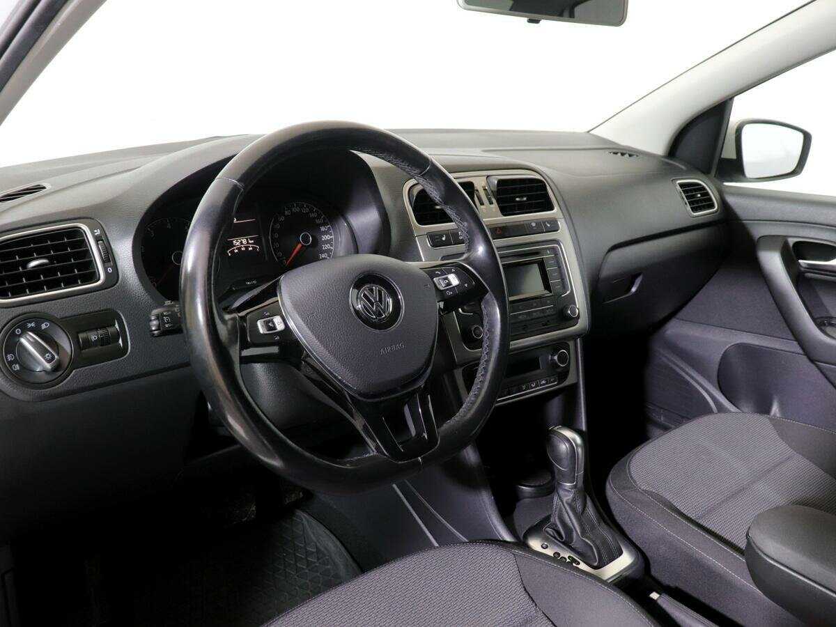 Volkswagen Polo, 2017 Фото №13