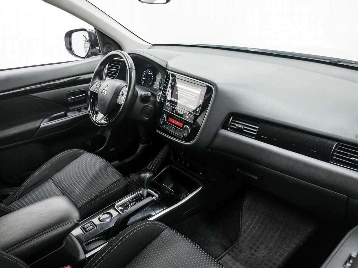 Mitsubishi Outlander, 2019 - 111 462 км. | Фото №8