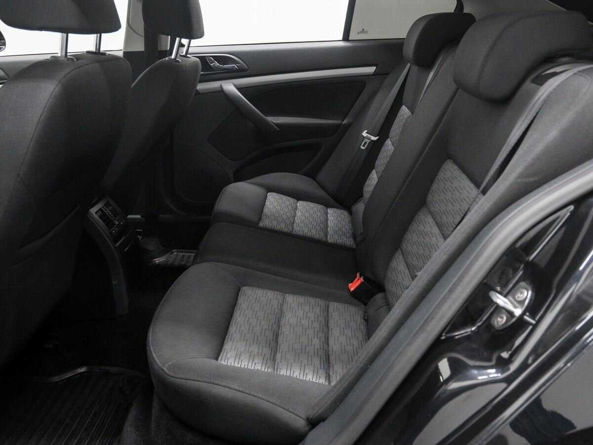 Skoda Octavia, 2012 Фото №11