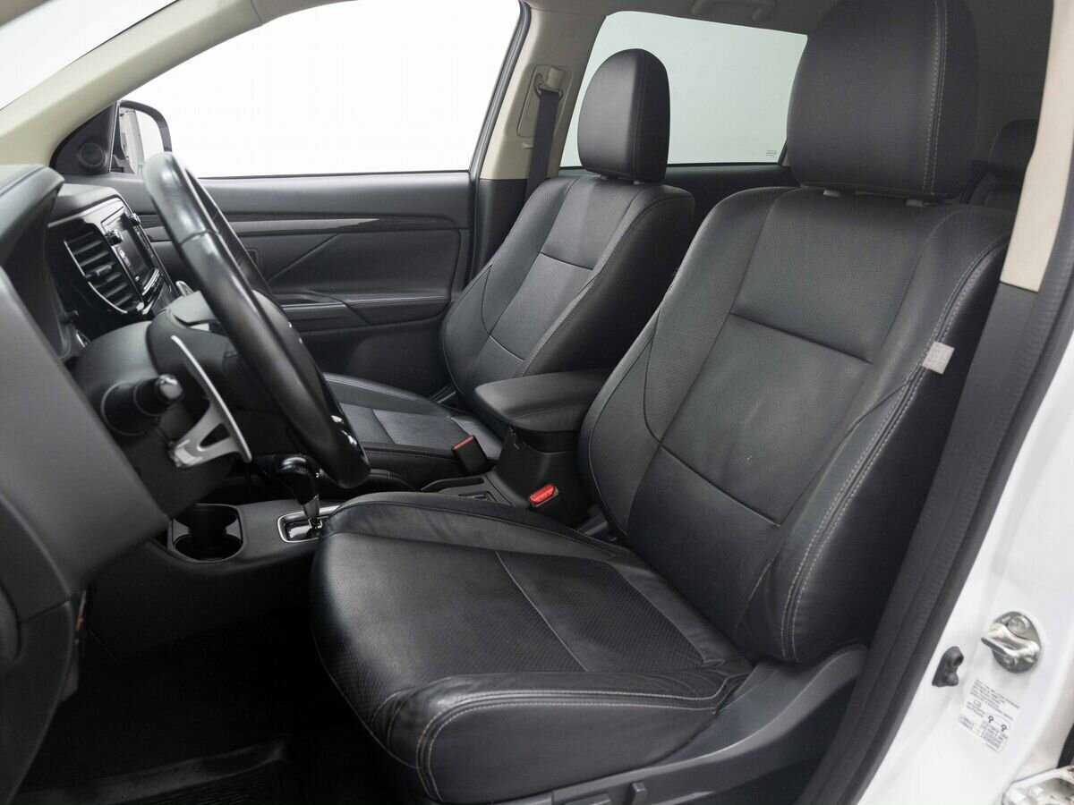 Mitsubishi Outlander, 2016 Фото №10