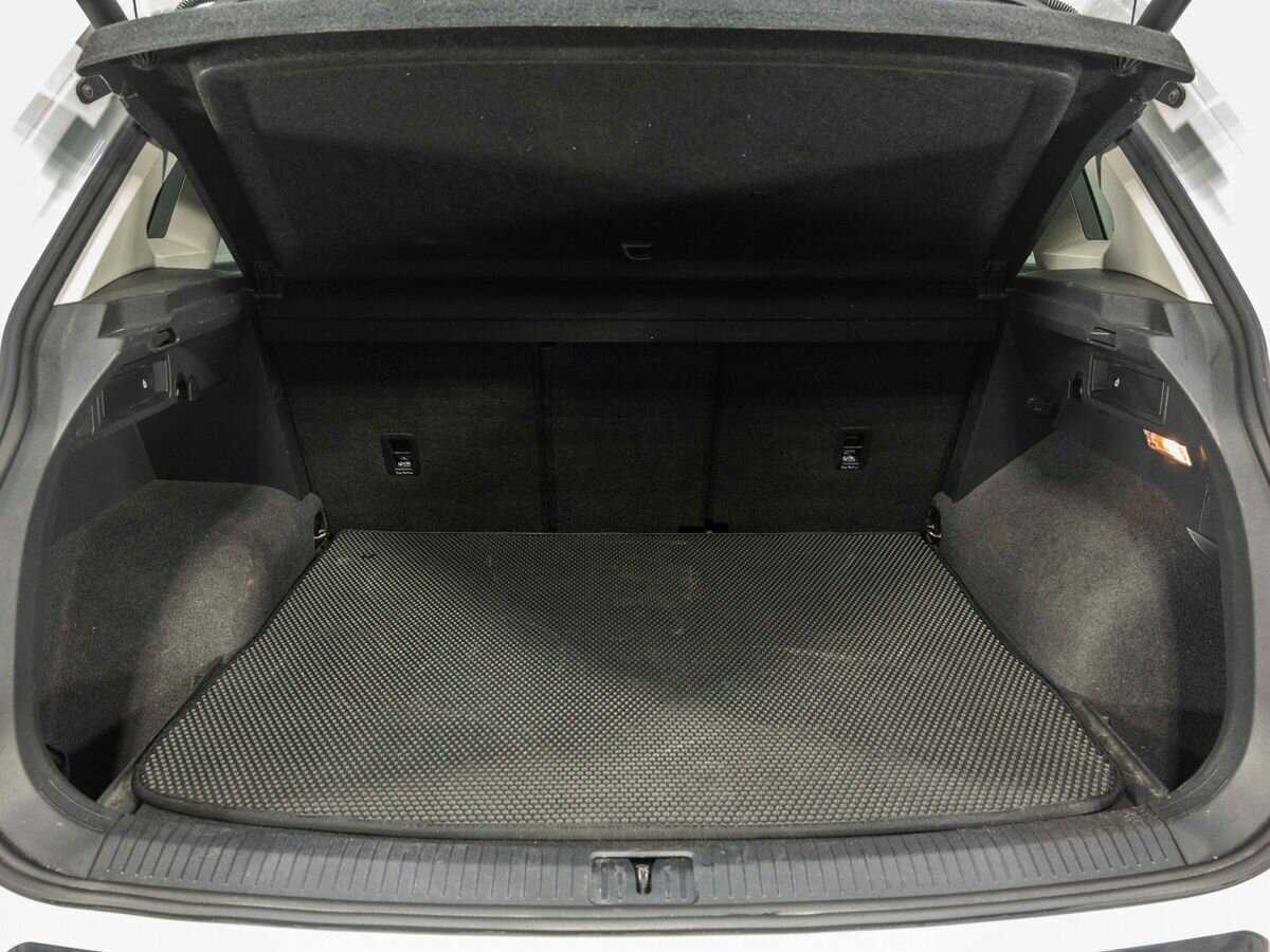 Volkswagen Tiguan, 2018 Фото №25
