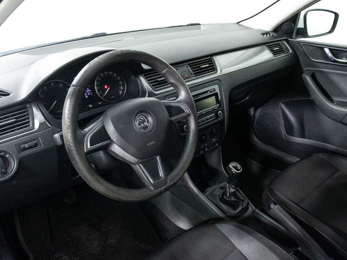 Skoda Rapid, 2014 Фото №11