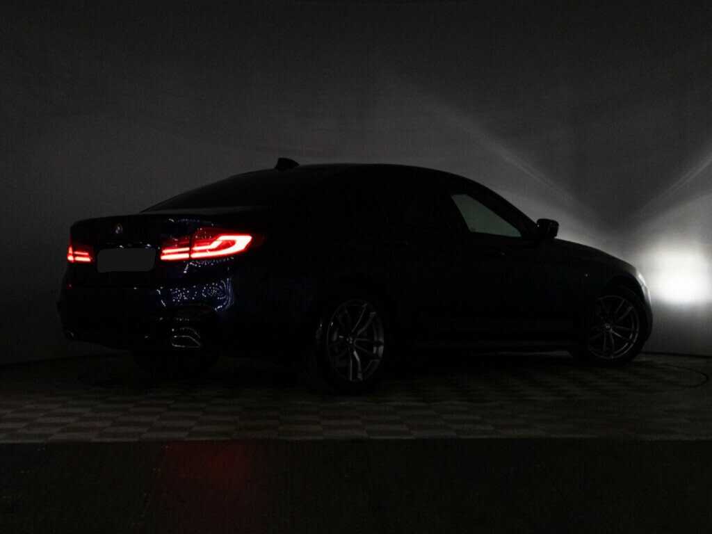 BMW 5 серии 520d xDrive, 2018 Фото №24