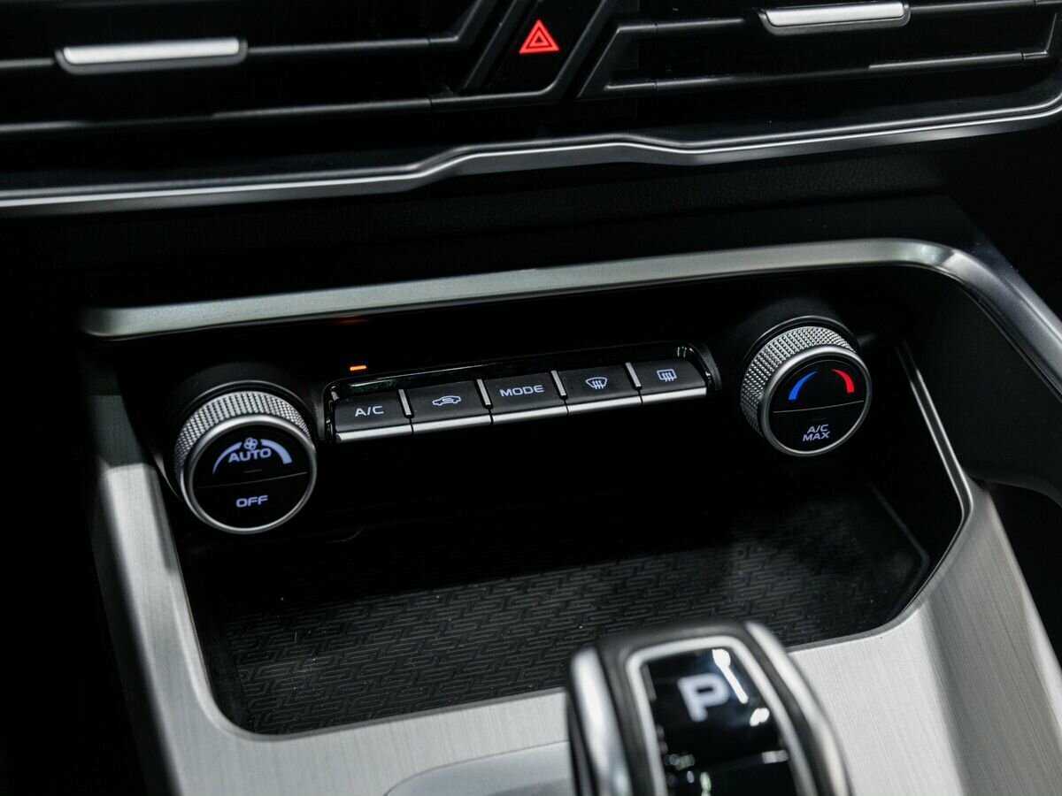 Geely Coolray, 2022 Фото №21