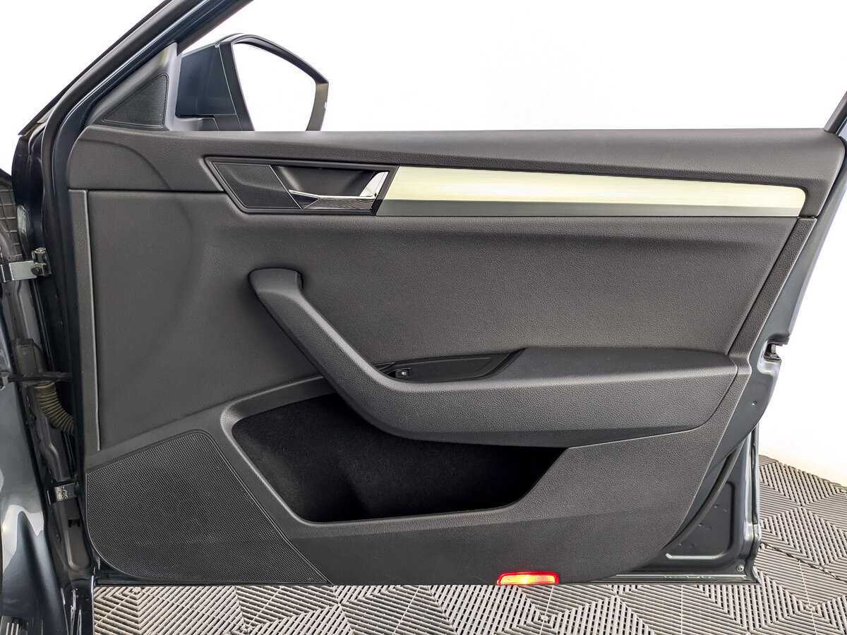 Skoda Superb, 2019 Фото №24