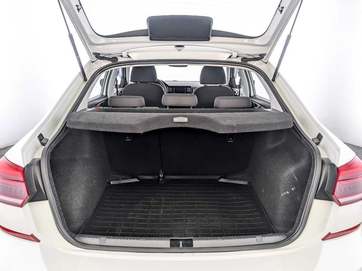 Volkswagen Polo, 2021 Фото №10