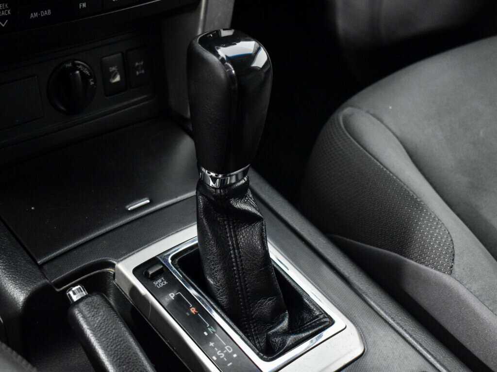 Toyota Land Cruiser Prado, 2013 Фото №11