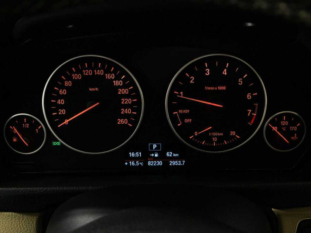 BMW 3 серии 316i, 2013 Фото №12