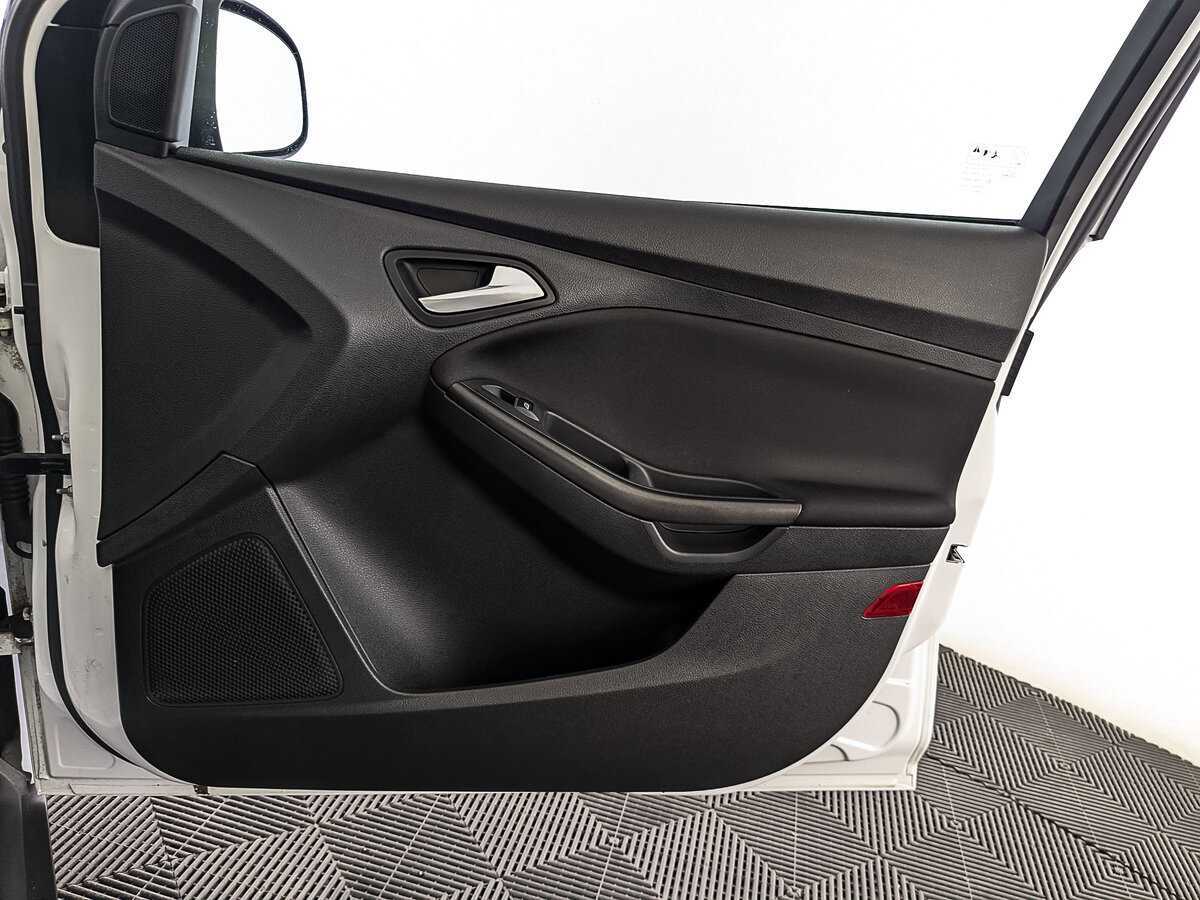 Ford Focus, 2018 Фото №24