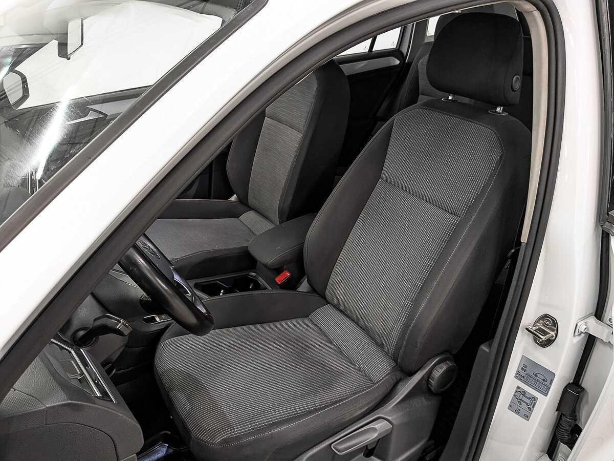 Volkswagen Tiguan, 2021 Фото №17