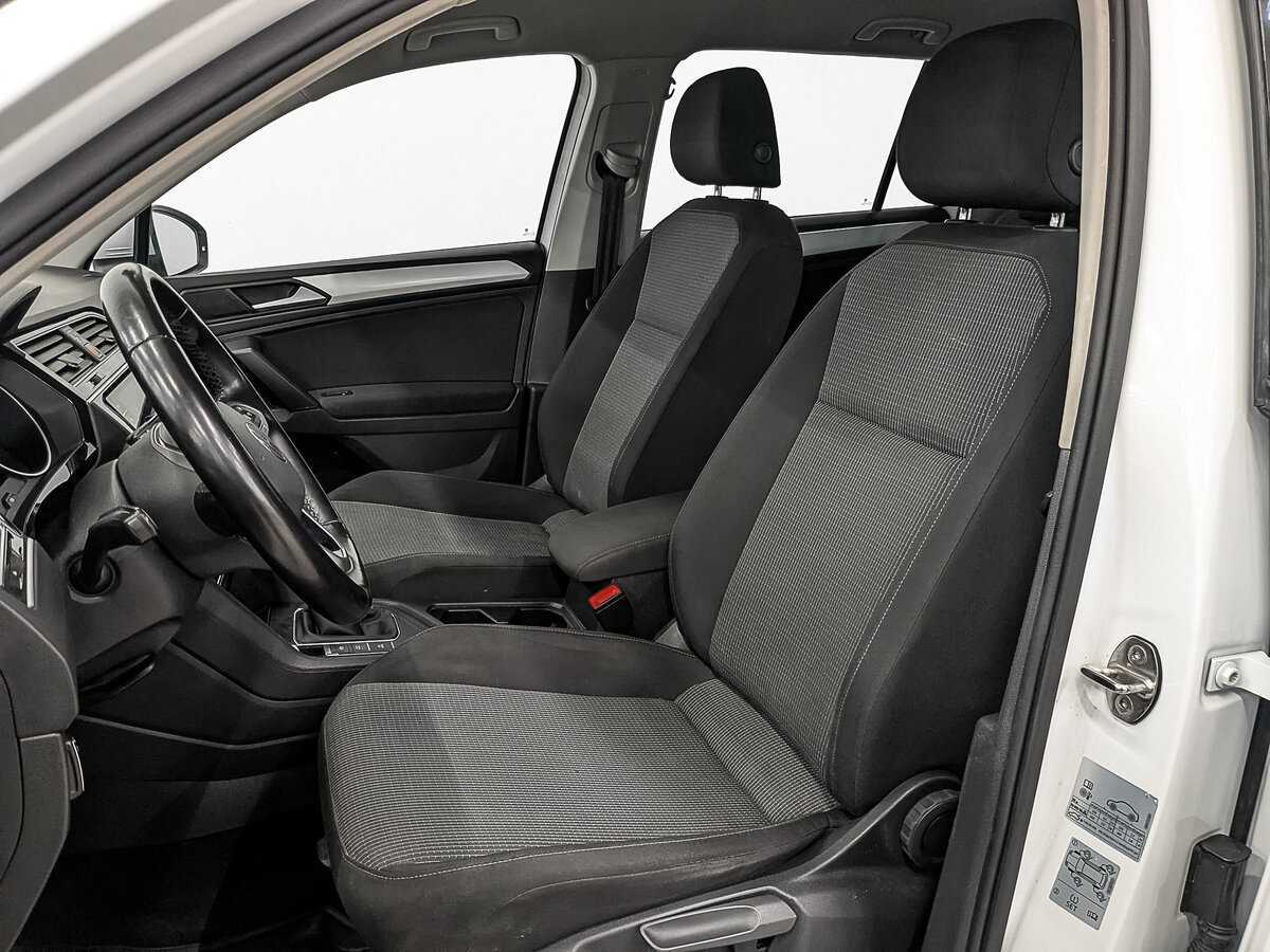 Volkswagen Tiguan, 2021 Фото №18