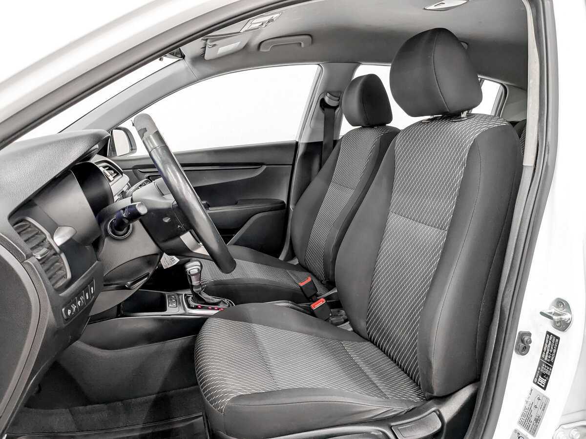 Kia Rio X-Line, 2020 Фото №17