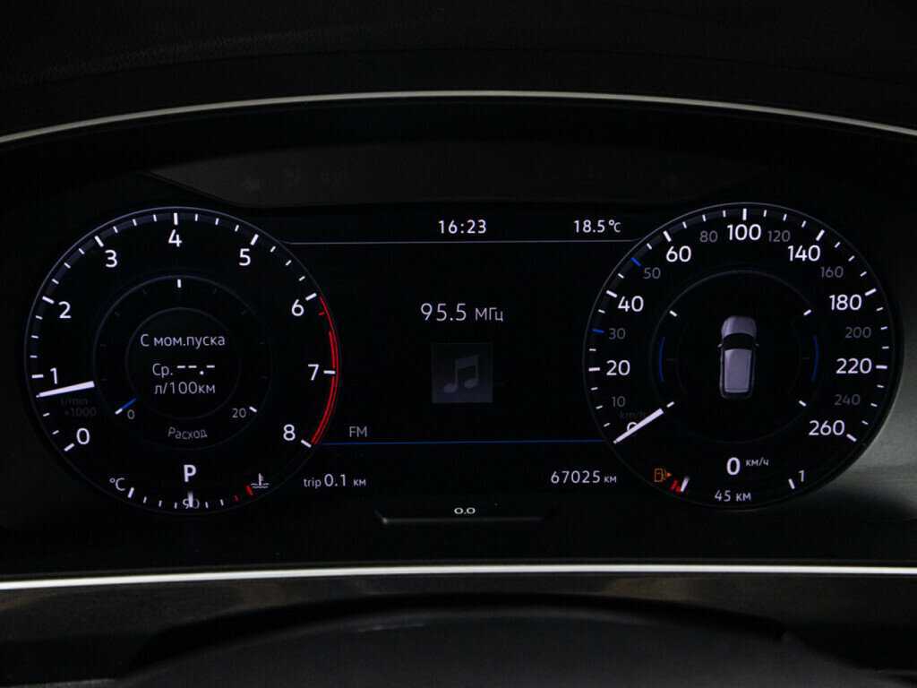 Volkswagen Tiguan, 2018 Фото №12