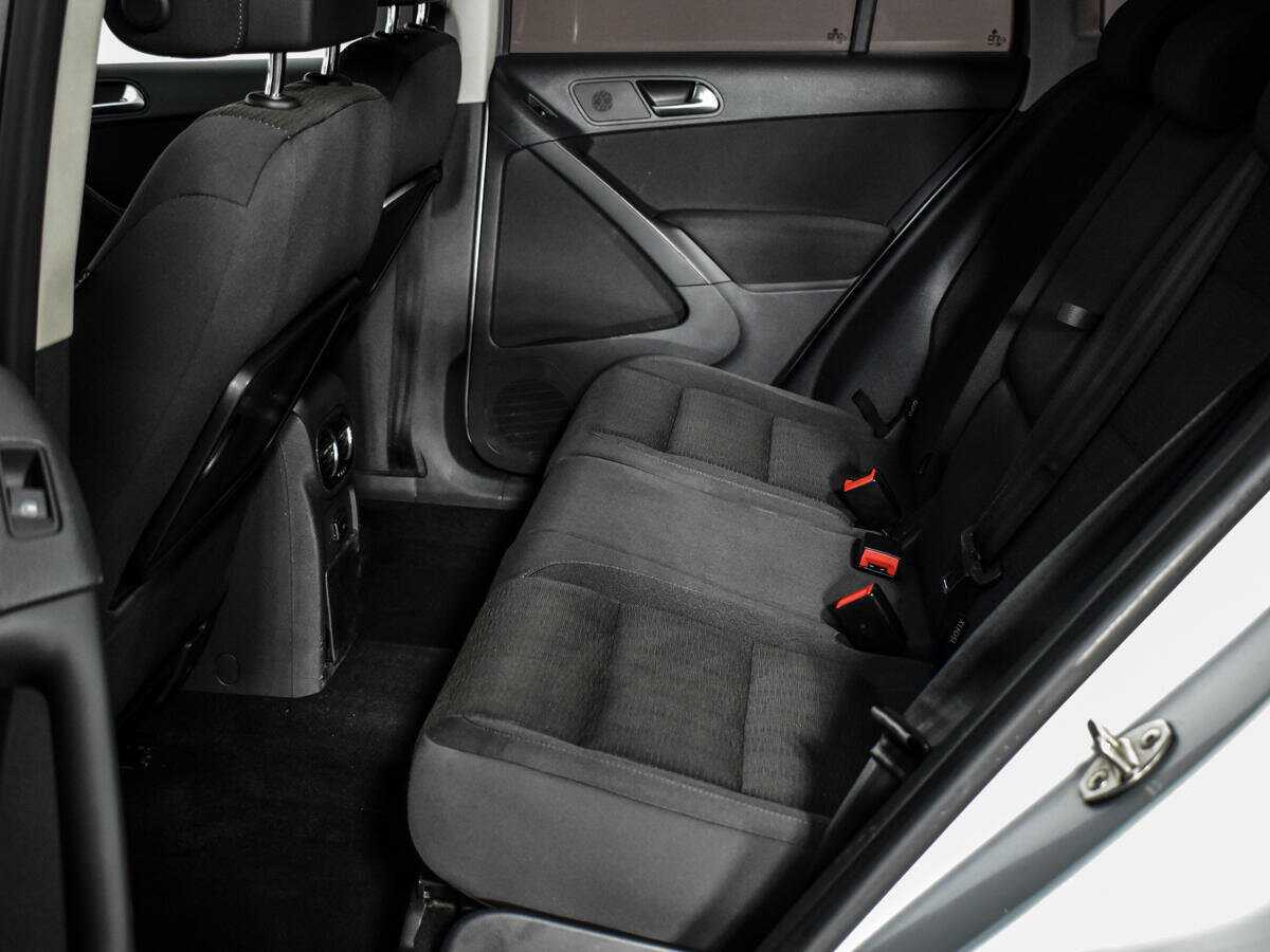 Volkswagen Tiguan, 2012 Фото №11