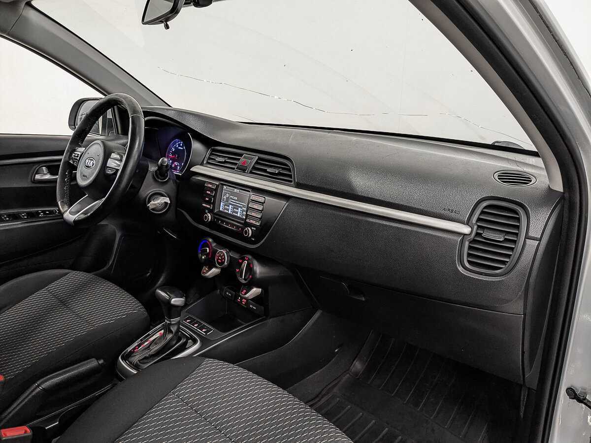 Kia Rio X-Line, 2020 Фото №12