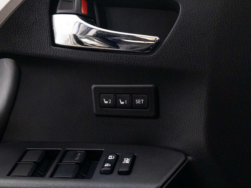 Toyota RAV4, 2017 Фото №18