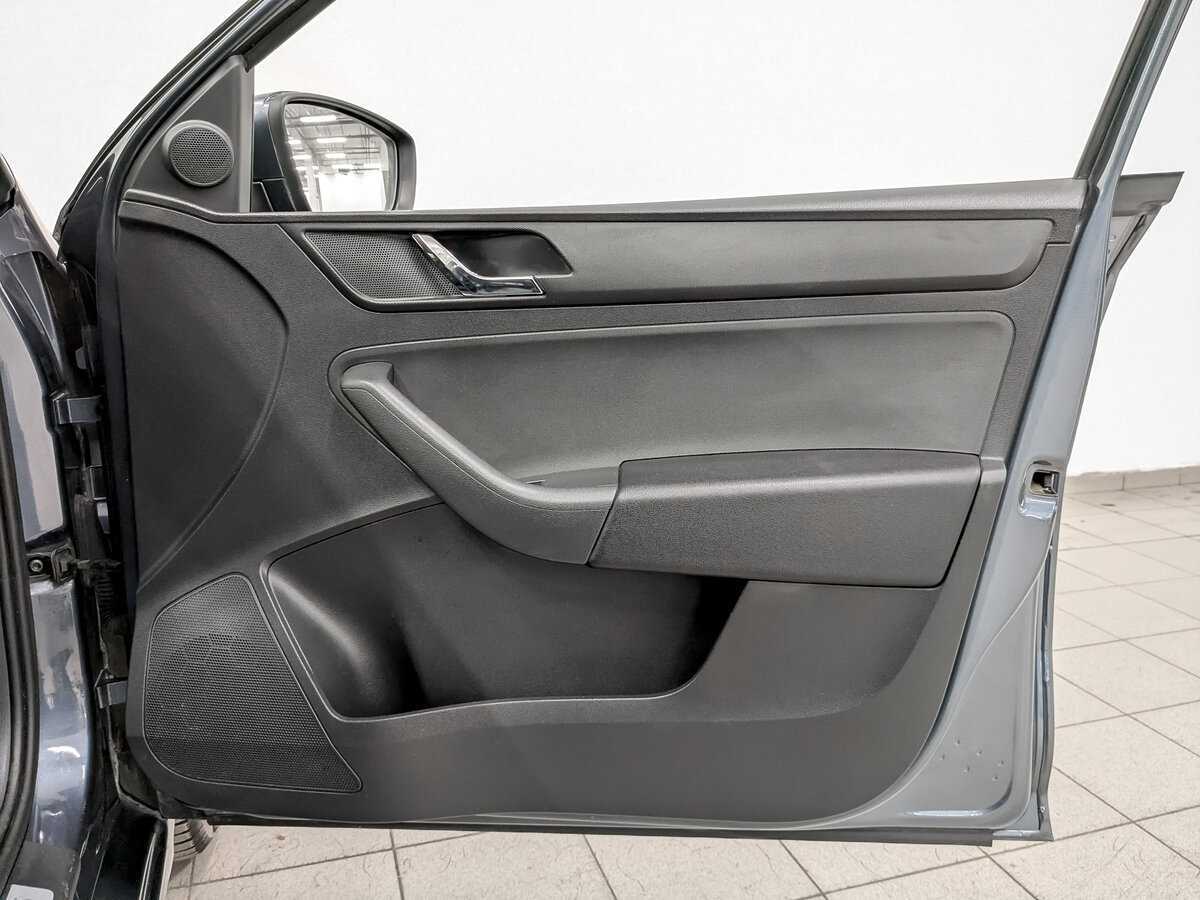 Skoda Rapid, 2016 Фото №22