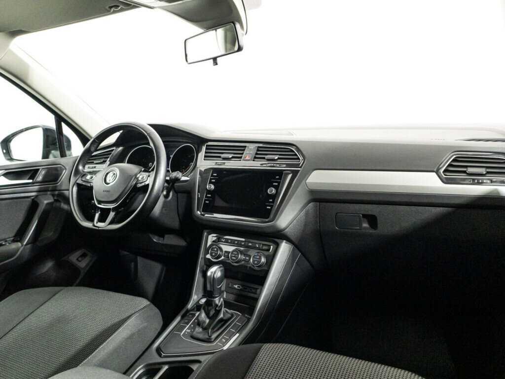 Volkswagen Tiguan, 2020 Фото №9