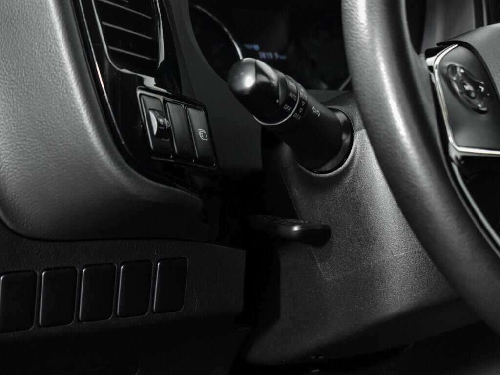 Mitsubishi Outlander, 2019 - 87 000 км. | Фото №8