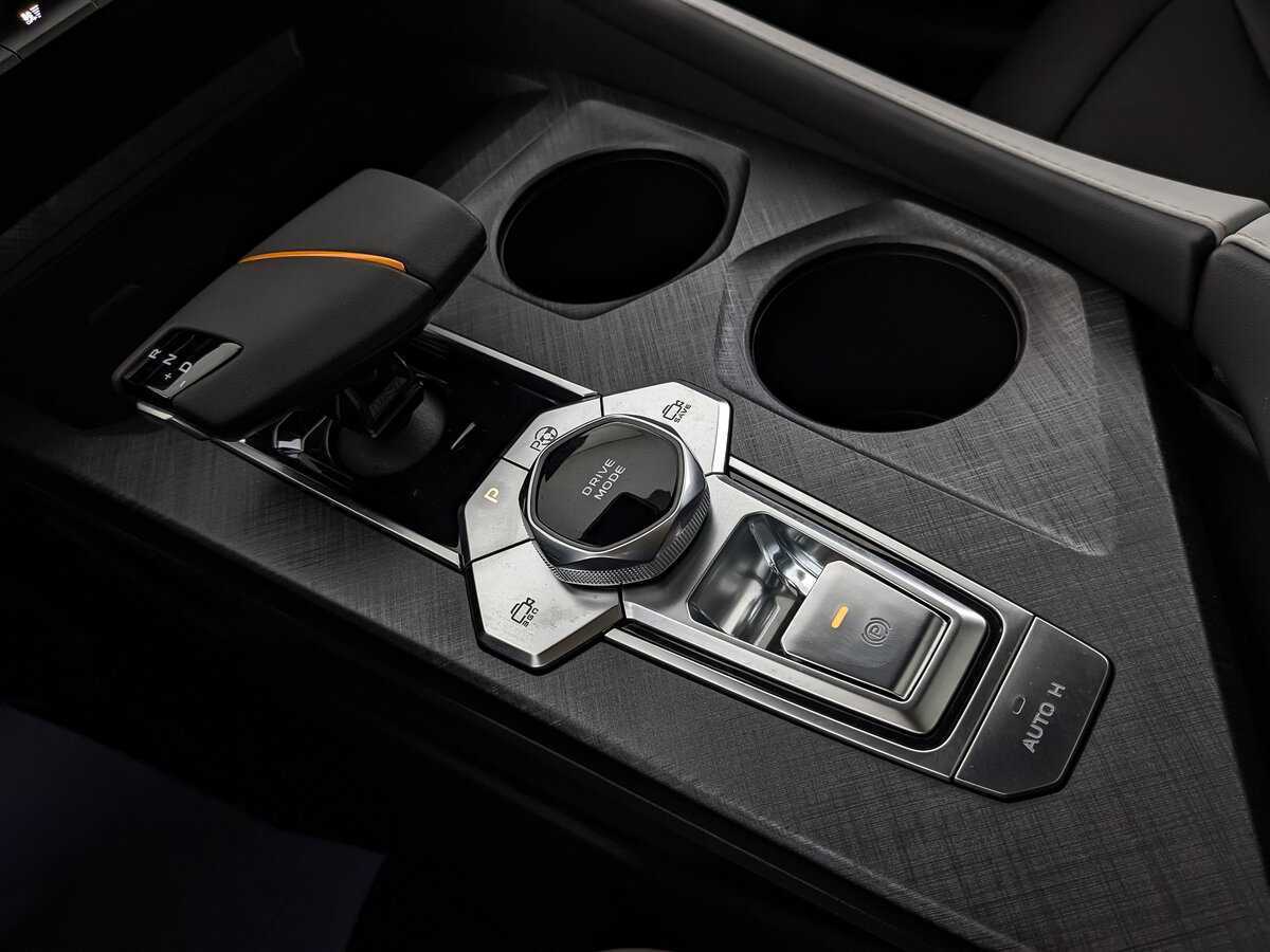 Changan UNI-V, 2024 Фото №21