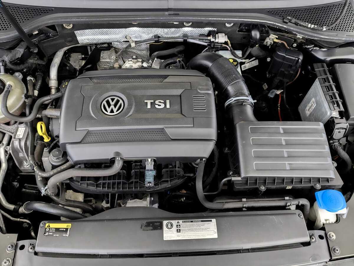 Volkswagen Passat Alltrack, 2018 Фото №9
