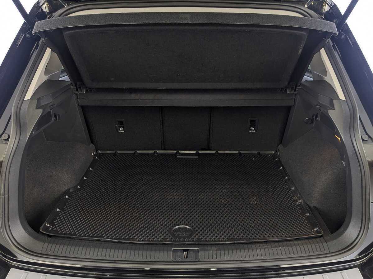 Volkswagen Tiguan, 2021 Фото №10