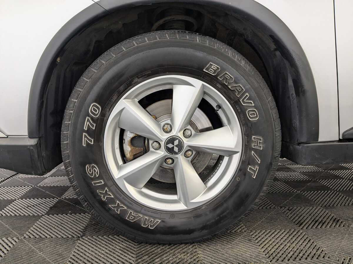 Mitsubishi Outlander, 2019 Фото №12