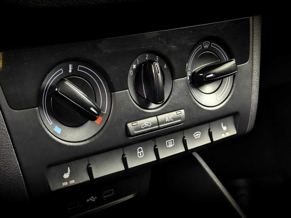 Skoda Rapid, 2020 Фото №25