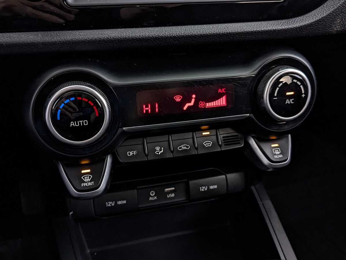 Kia Rio, 2018 Фото №19