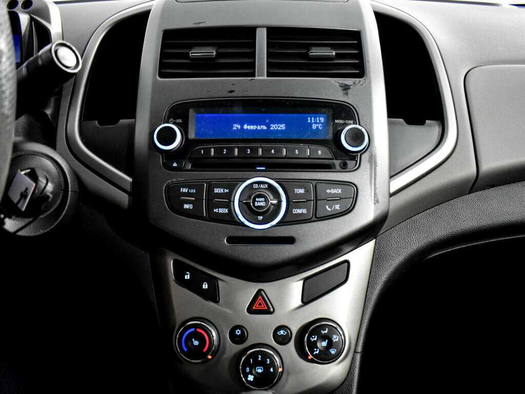 Chevrolet Aveo, 2013 Фото №17